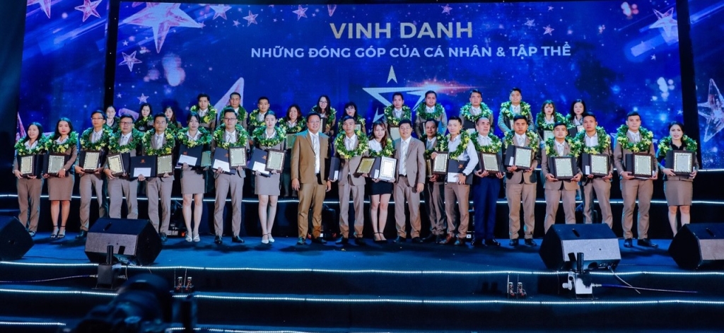 Tổng kết cuối năm Topbatdongsan